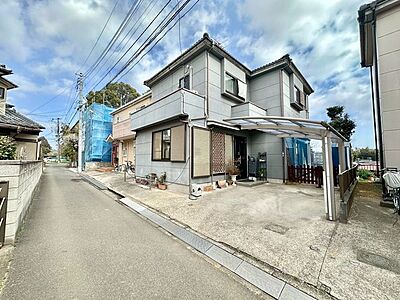外観:豊四季駅・おおたかの森駅二路線利用可!水回りリフォーム済み!大切なお車を守るカーポート付き! 外観:豊四季駅・おおたかの森駅二路線利用可!水回りリフォーム済み!大切なお車を守るカーポート付き!