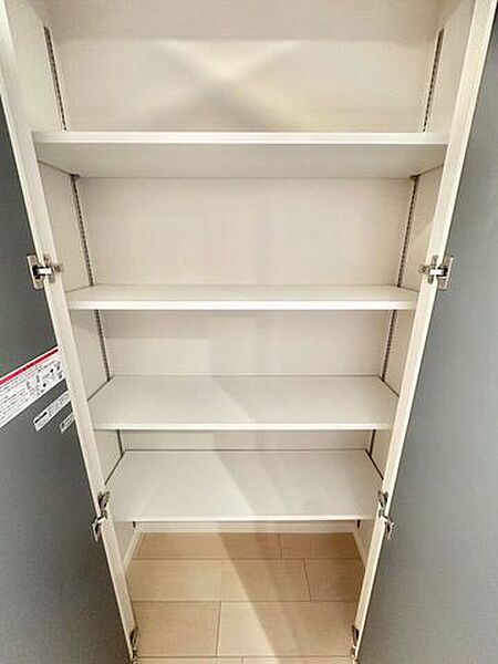 収納