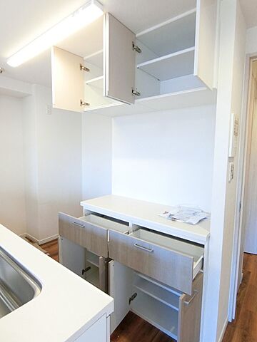 キッチン シーアイマンション上野 6階/-