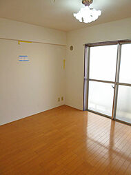 ネバーランド 2階ワンルームのリビング/ダイニング