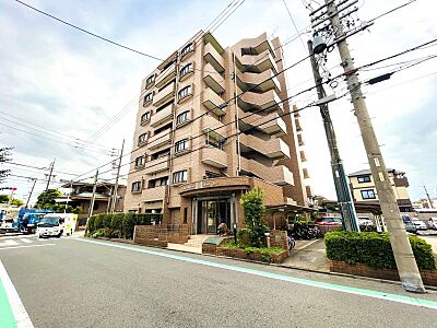 外観：8階建て7階部分の3LDKの中古マンションです♪最寄駅「稲永」駅まで徒歩約10分で通勤通学に便利です！