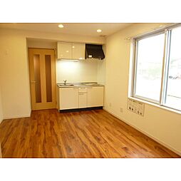 Ｆｒａｍｅ（フレイム） 102 1階1LDKのリビング/ダイニング