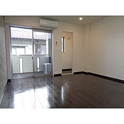 ドリーム・アイビー 207 2階1Kのリビング/ダイニング