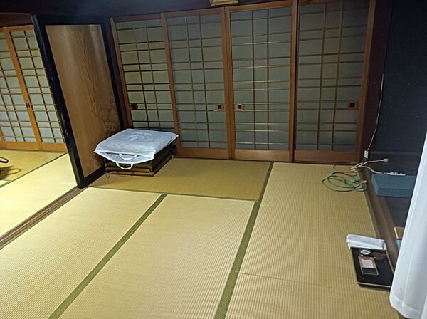 室内