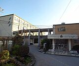 柊野小学校まで486m