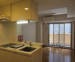 JR山陰本線 二条駅 徒歩7分の賃貸マンション 4階1LDKのリビング/ダイニング