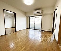 洛翠舎 302 3階3LDKのリビング/ダイニング