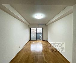 エポムドフローラ 402 4階1Kのリビング/ダイニング