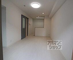 JR東海道・山陽本線 西大路駅 徒歩5分の賃貸マンション 3階1LDKのリビング/ダイニング