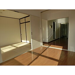 ファミール東川口 407 4階3DKのリビング/ダイニング