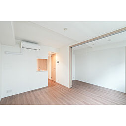 ウェルスクエア駒場東大前 202 2階1LDKのリビング/ダイニング