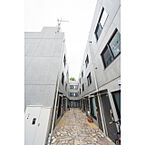 東京都目黒区目黒本町3丁目12-6：物件画像／スタートライン 湾岸豊洲店（スタートライングループ株式会社）