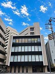 4 / 7