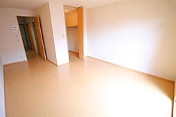 リシアンサス・ガーデンC 1階1Kのリビング/ダイニング