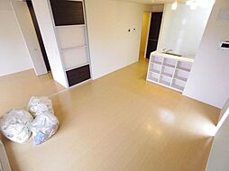 リシェスI 3階2LDKのリビング/ダイニング