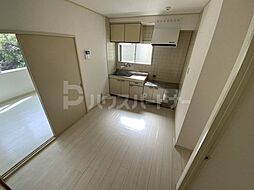 アンソレイエ松戸 3階3DKのリビング/ダイニング