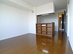 エミナンスIII 1階2LDKのリビング/ダイニング