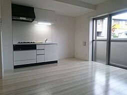 ラフィオレピス 302 2階1LDKのリビング/ダイニング