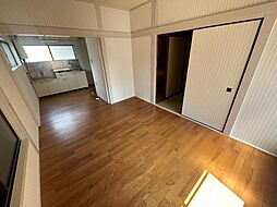 第3スエヒロハイツ 203 2階1DKのリビング/ダイニング