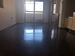 グリシン中原 201 2階1LDKのリビング/ダイニング