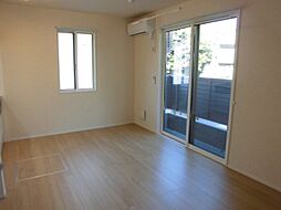 スターリィコート大倉山 201 2階2LDKのリビング/ダイニング