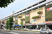 トレッサ横浜（438m）