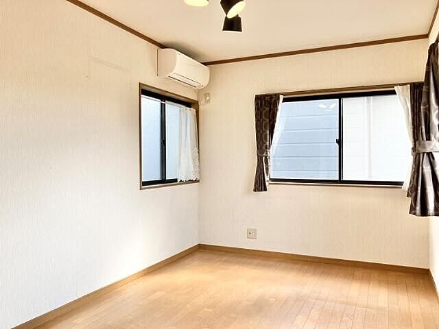 寝室