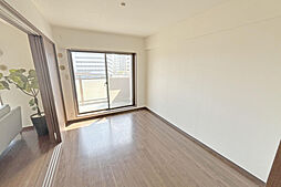 3階部分、南向き住戸につき採光、通風良好！