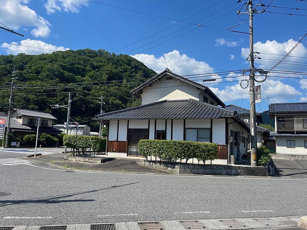 detached 鳥取県日野郡日南町霞928-1