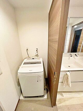 脱衣所と洗面所...