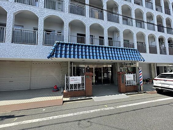 スーパー徒歩約...