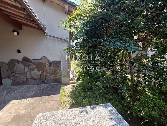 駐車場1台、オ...