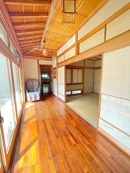 室内