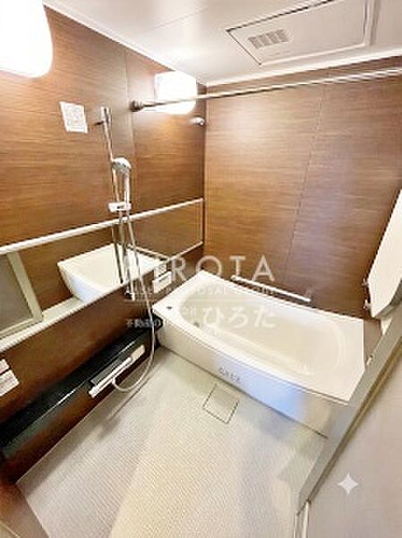 浴室を拡大表示