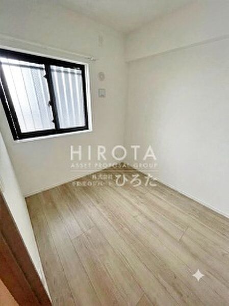 洋室を拡大表示