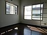 室内：東南角部屋2面採光