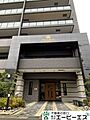 ダークカラーで...