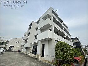 ディジェーム中村  ｜ 兵庫県伊丹市荻野3丁目（賃貸マンション1LDK・3階・39.78㎡） その1