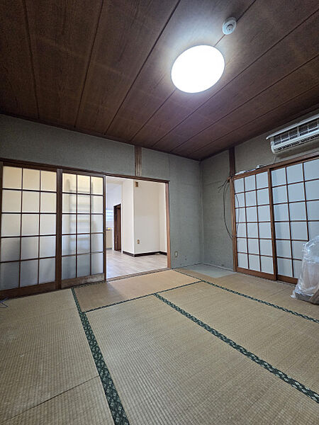 detached 東京都江戸川区大杉１丁目15-19

地図を見る