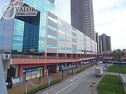 新子安駅(JR 東海道本線) 徒歩14分。 1060m