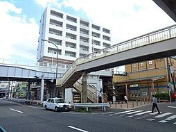 反町駅 284m