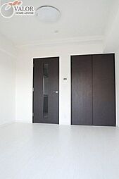 マキシヴ関内 401 4階1Kのリビング/ダイニング