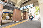 戸部駅(京急 本線) 徒歩4分。 310m