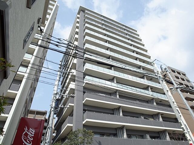 2 / 4