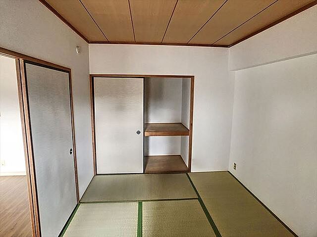 寝室