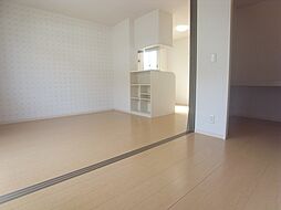 ルミエール　Ａ棟 106 1階1LDKのリビング/ダイニング