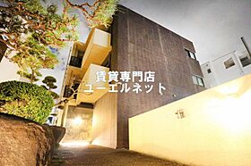 大阪府吹田市垂水町1丁目（賃貸マンション1LDK・2階・33.80㎡） その1