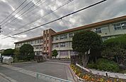 苅田町立与原小学校（323m）