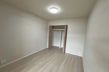 北側洋室約5帖［2026年8月6日撮影］