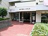 エントランス：エントランスホール。北大阪急行線「桃山台」駅徒歩12分。1972年12月築。総戸数149戸の分譲マンションです。